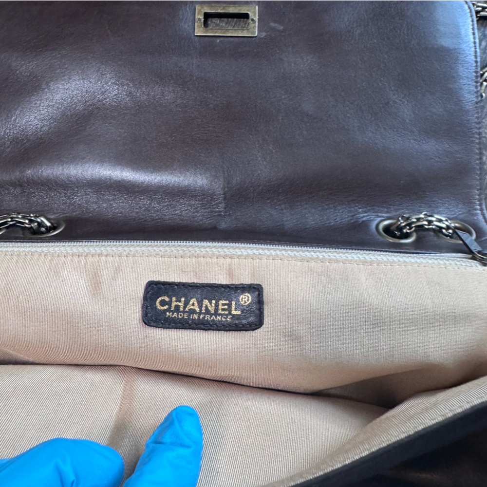 Chanel Vintage Shoulder Bag 💼 - Picture 6 of 16